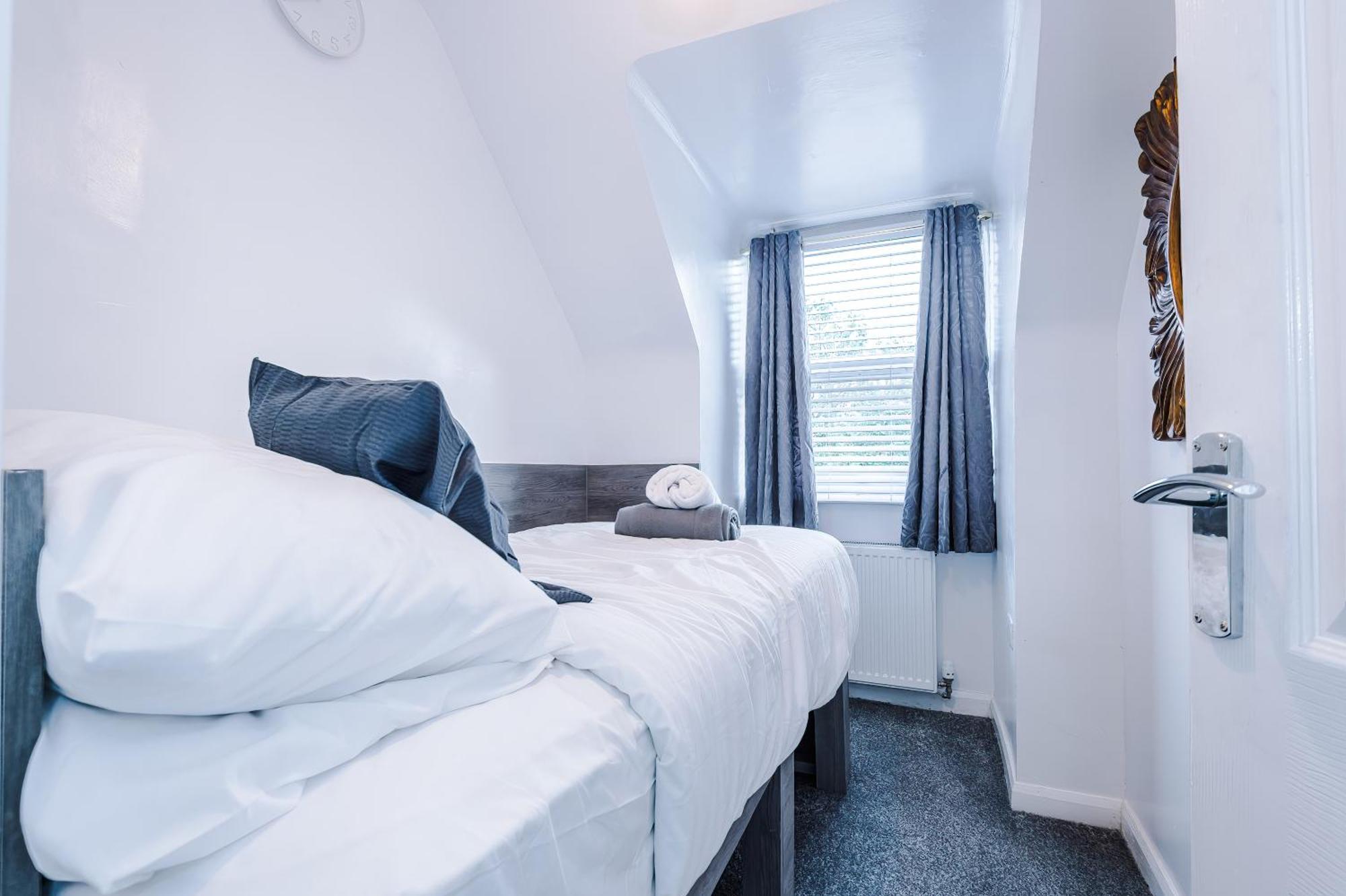 Comfort Place - 3 Bedroom House In Chester - Sleeps 6 Екстер'єр фото